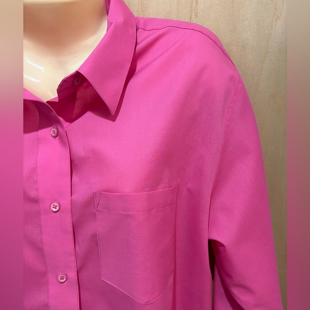 Foxcroft No Iron Button Down 🩷 - Picture 2 of 4